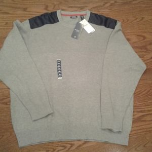 NWT Men's Crew Neck Sweater.